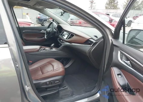 2019 Buick Enclave Awd Avenir z USA, uszkodzony, nr VIN 5GAEVCKW9KJ113955